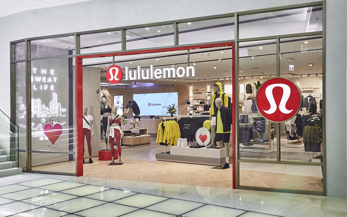 lululemons-new-store-at-Harbour-City_1_1.jpg